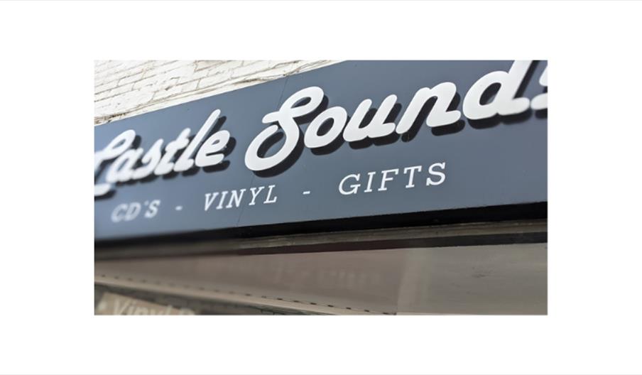 records shop frontage image