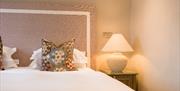 The Kings Arms Hotel Bedroom