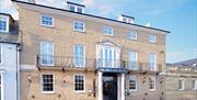 The Kings Arms Hotel exterior